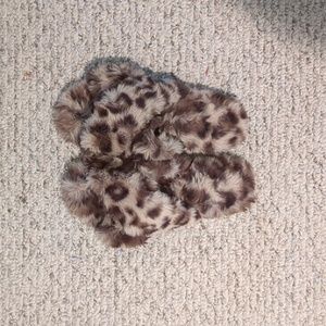 Leopard furry women's slippers
